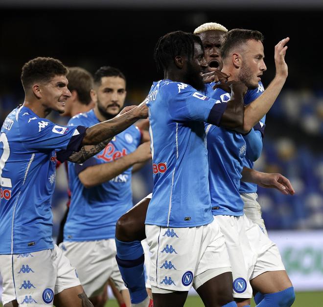 那不勒斯发布备战花絮,今晨调整名单,意大利杯任务艰巨,阵容厚度经受考验(意大利杯拉齐奥vs那不勒斯比分预测) 那不勒斯发布备战花絮,今晨调整名单,意大利杯任务艰巨,阵容厚度经受考验(意大利杯拉齐奥vs那不勒斯比分预测)