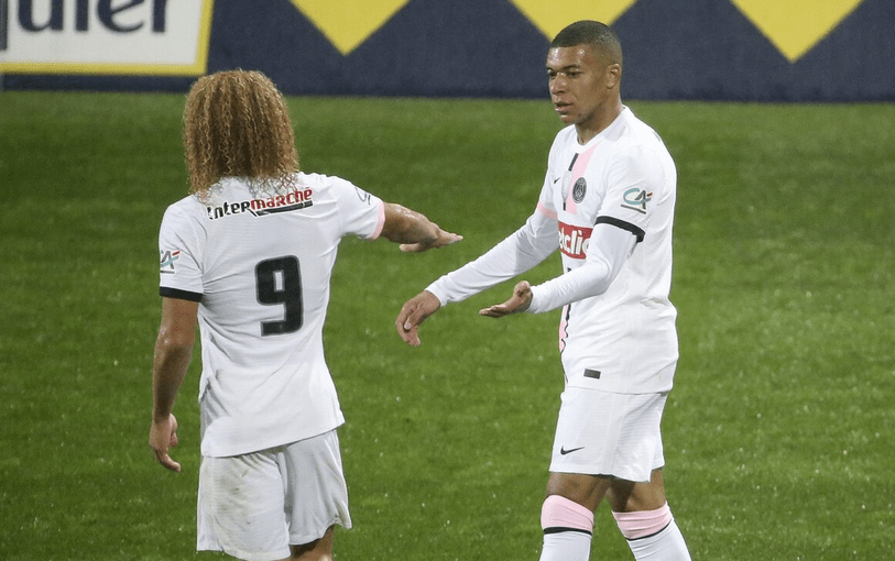 集结日体能课后;犹他爵士迎来里程碑备战法国杯;悬念犹存;医务组通报恢复(愿有人陪你颠沛流离故事梗概)