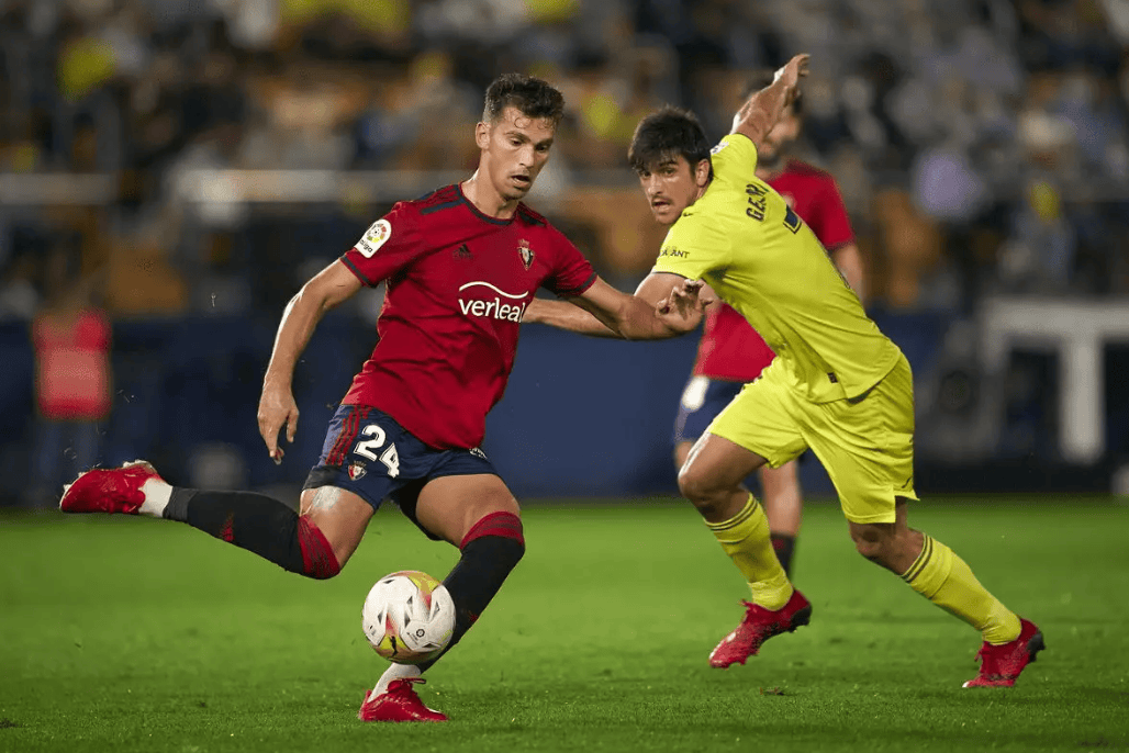 集结日突围战来临;比利亚雷亚尔围绕国王杯临场应变;更衣室稳定;轮换策略成焦点的简单介绍